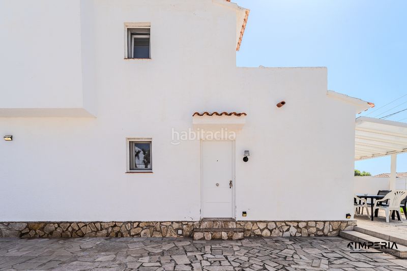 Foto e7df994e-d07d-4579-a601-2dde34289b05. Xalet amb piscina a Les Tres Cales Ametlla de Mar (L´)