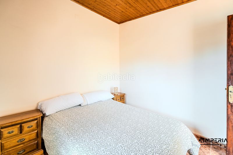 Foto e066e48d-d5b5-4920-a185-63f0d85af371. Xalet amb aparcament a Deltebre