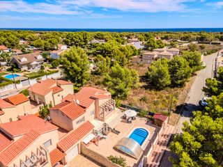 Chalet in Calle