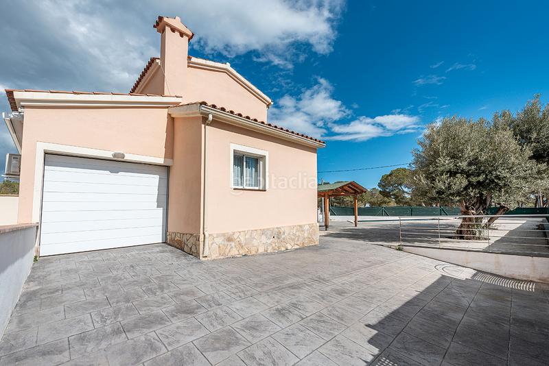 Foto d0939f5b-b06e-40b7-b0f2-c67c7e5f3118. Chalet mit heizung parking pool in Les Tres Cales Ametlla de Mar (L´)