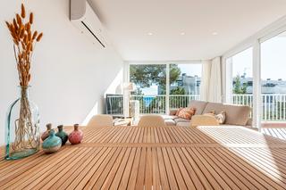 Apartament a Roques Daurades-LEstany. Espectacular apartamento con vista frontal al mar y reforma inte