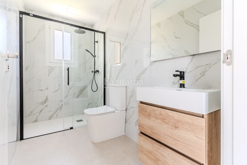 Foto c509e237-8917-427e-b14b-adedf2a12c82. Casa adossada amb calefacció piscina a Deltebre