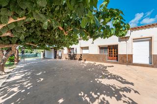 Casa a Deltebre. Estupenda casa en deltebre