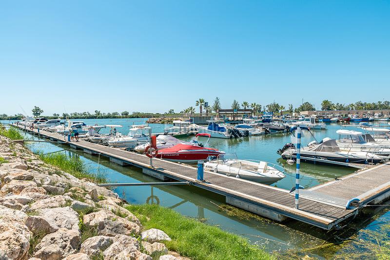 Foto 4ae20907-139e-4315-b415-9cdad8314e97. Casa pareada chalet esquinero con vistas al mar en la preciosa urbanización de riumar en Deltebre
