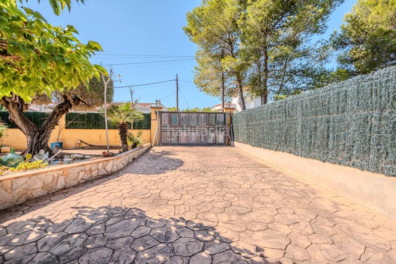 Foto 3347f118-b805-44a1-b6be-7b03f03b6e8c. Chalet  con espectacular parcela en Les Tres Cales Ametlla de Mar (L´)