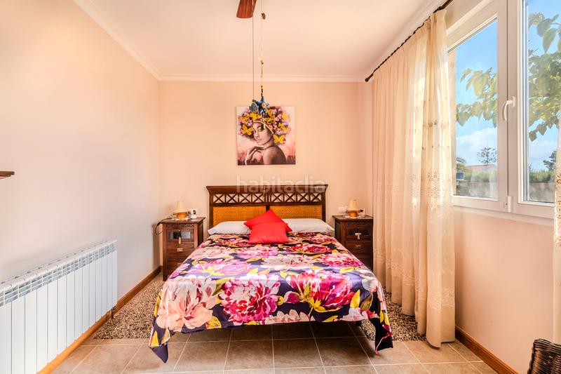 Foto 6d246fa2-f2cb-487f-b0e9-8f66dcd76c0c. Chalet  con espectacular parcela en Les Tres Cales Ametlla de Mar (L´)