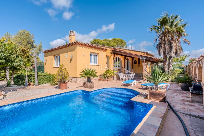 Foto 9a7e00d2-87f8-4e1d-9c5f-1448682e1257. Chalet  con espectacular parcela en Les Tres Cales Ametlla de Mar (L´)