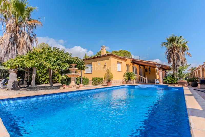 Foto a78cf582-7a9e-47b5-9d07-c31408ae3c91. Chalet  con espectacular parcela en Les Tres Cales Ametlla de Mar (L´)