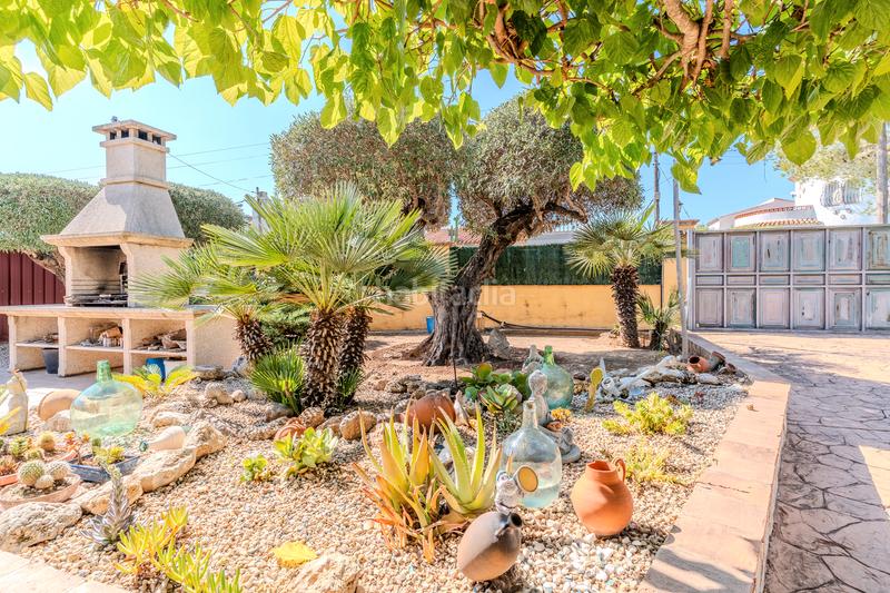 Foto c5a0371c-8eb3-4377-9eda-e2ad0f75cd73. Chalet  con espectacular parcela en Les Tres Cales Ametlla de Mar (L´)