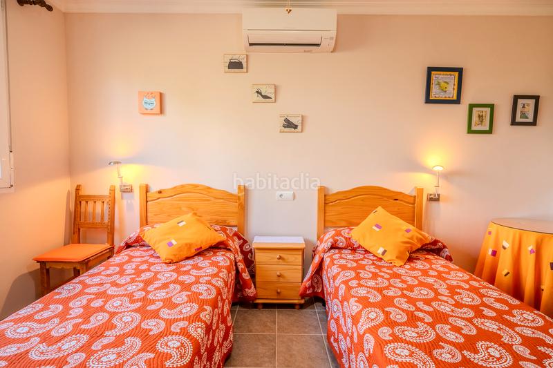 Foto dca6e79a-a7e7-4103-8bdc-6ab6e115f6e3. Chalet  con espectacular parcela en Les Tres Cales Ametlla de Mar (L´)