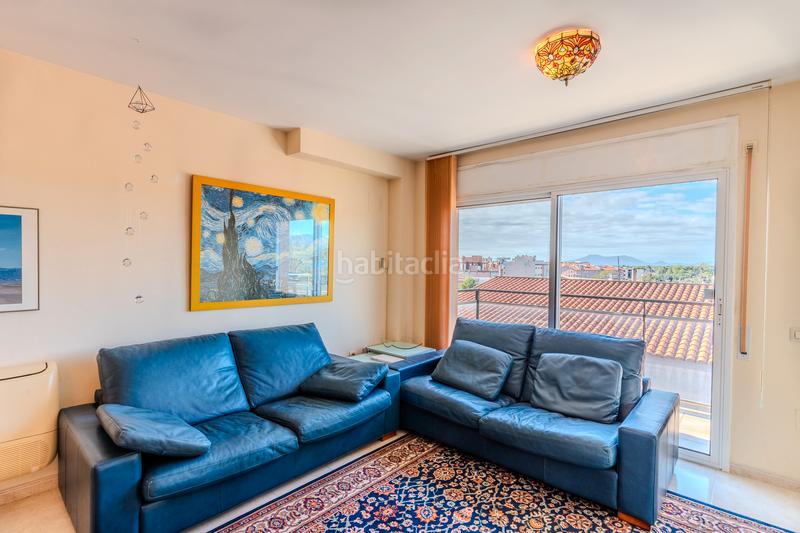 Foto 23ff195a-243d-451b-9c7d-600082a9cf85. Dúplex amb calefacció aparcament a Ampolla (L´)