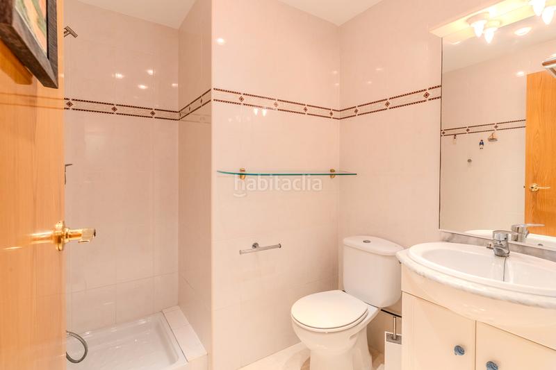 Foto 820b27fe-2721-4e7e-bfb8-6247decb3ab3. Dúplex amb calefacció aparcament a Ampolla (L´)