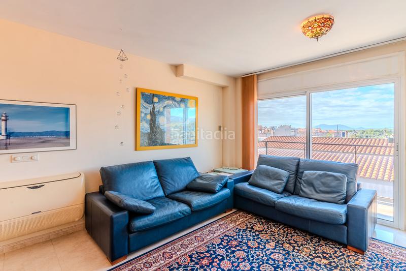 Foto 82802788-e1b4-4cb3-beaf-4e735a7897b9. Dúplex amb calefacció aparcament a Ampolla (L´)