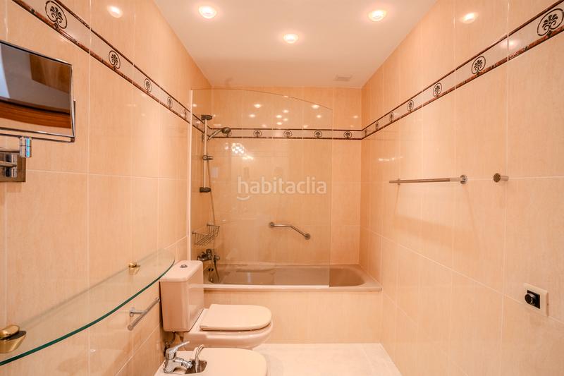 Foto 8d3821ec-873e-436f-842b-4936a473ddce. Dúplex amb calefacció aparcament a Ampolla (L´)