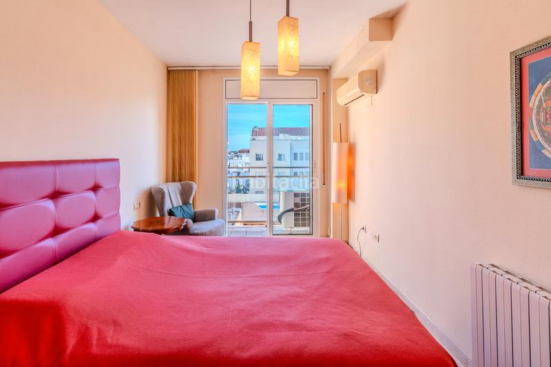 Foto 9e03143c-69d5-4449-acca-dc19c043ff2c. Dúplex amb calefacció aparcament a Ampolla (L´)