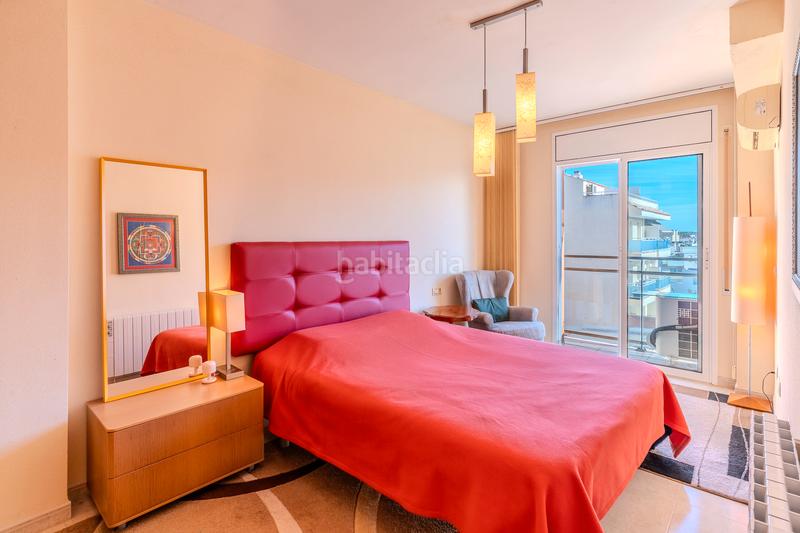 Foto a6fcc2e2-5fd1-4760-8f25-18b9d69d8e5a. Dúplex amb calefacció aparcament a Ampolla (L´)