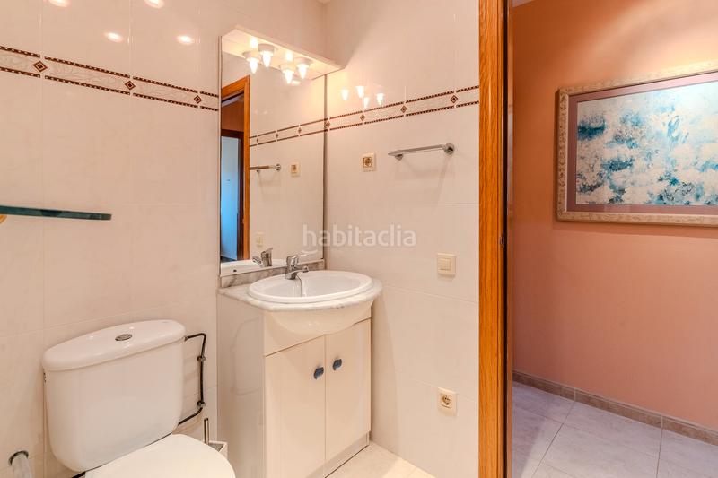 Foto ad1e2132-0021-42a8-a805-3cd8fd5268eb. Dúplex amb calefacció aparcament a Ampolla (L´)