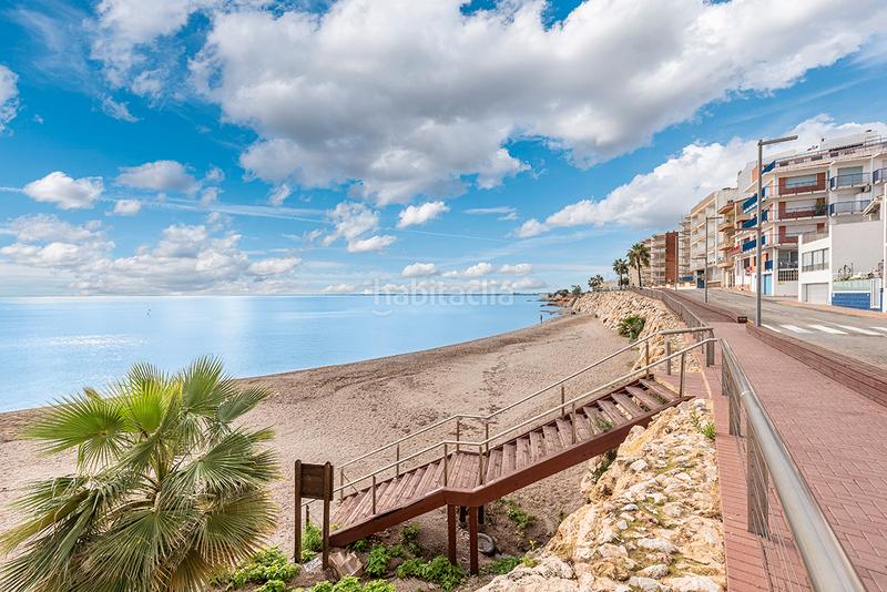 Foto e81e0f32-024d-447a-9cb8-12d15a37a620. Dúplex amb calefacció aparcament a Ampolla (L´)