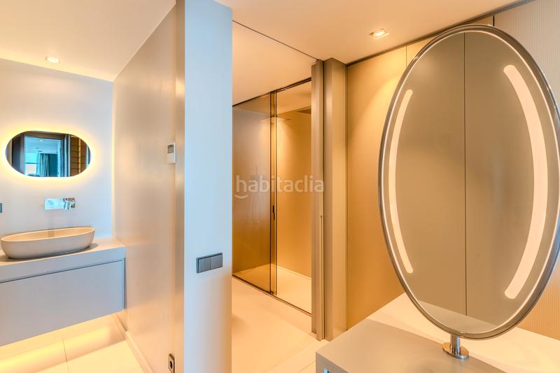 Foto 7e7959fc-3fac-4538-9050-ad0125c7b629. Zweistöckige wohnung mit kamin heizung parking pool in Barcelona