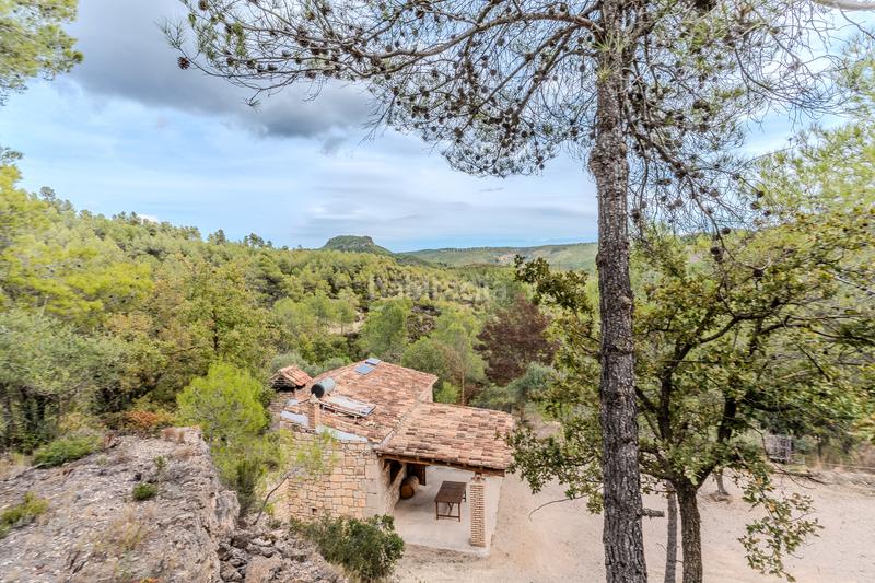 Foto 401e077b-e344-4fcd-9c32-88d641b70cea. Bauernhof mit kamin heizung parking in Falset