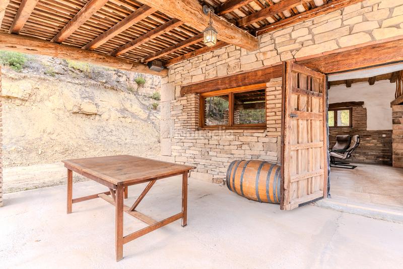 Foto 4df15f4b-cc85-48c0-9b55-3e0df2ebfd5e. Bauernhof mit kamin heizung parking in Falset