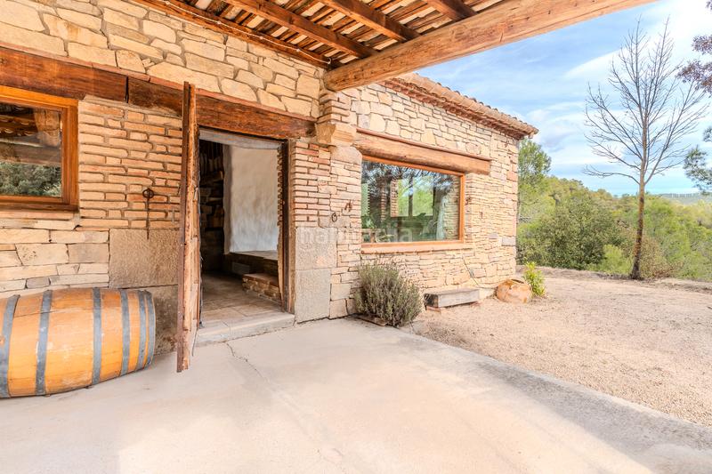 Foto 573e4281-0a29-401e-8143-3eab204eafae. Bauernhof mit kamin heizung parking in Falset