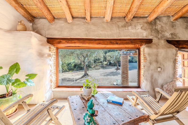 Foto b7dea85d-0082-42f9-a816-04a7564bbdec. Bauernhof mit kamin heizung parking in Falset