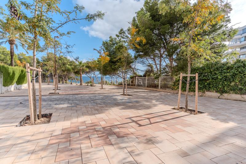 Foto bc3de80b-94a2-4ffa-8557-3d7b1cf49a94. Chalet avec chauffage parking piscine dans Centre Miami Platja