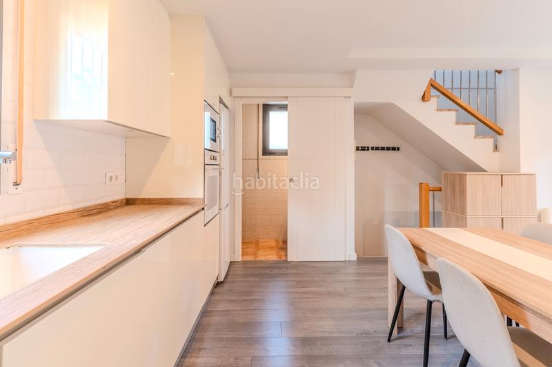 Foto d3e969b8-89a0-4b26-b82a-b1460c99e064. Chalet avec chauffage parking piscine dans Centre Miami Platja