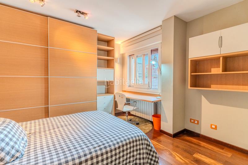 Foto 184bc696-239f-4fa6-8255-44ddf98abaf0. Etagenwohnung mit heizung parking in Tres Torres Barcelona