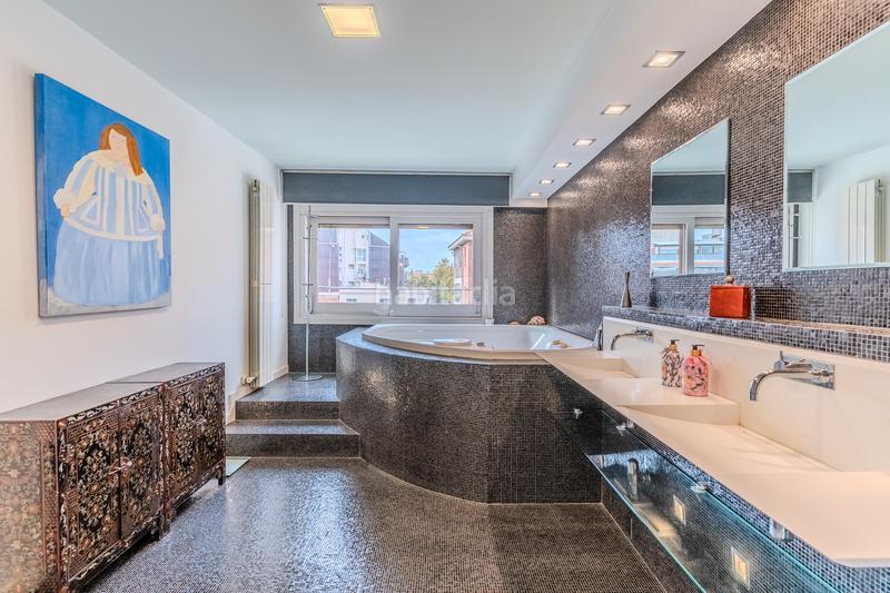 Foto 2fb907e7-04ff-4bfd-b644-d1ec7660e0ae. Etagenwohnung mit heizung parking in Tres Torres Barcelona