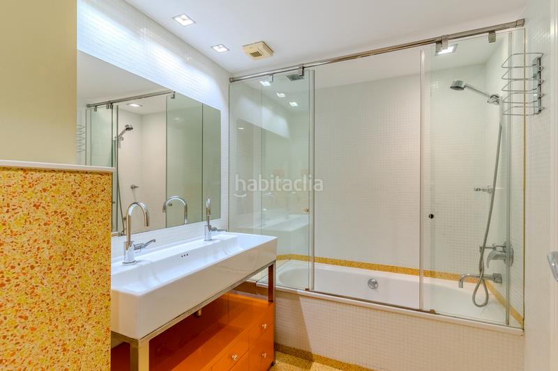 Foto 54485c2f-4b4c-4670-abba-68e68fbf2918. Etagenwohnung mit heizung parking in Tres Torres Barcelona