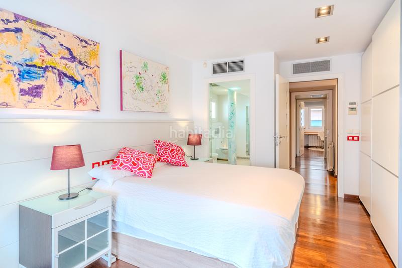 Foto 7c7df44c-3382-4db5-88e3-67c1c0addc98. Etagenwohnung mit heizung parking in Tres Torres Barcelona