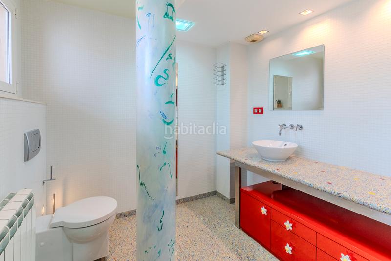 Foto 8d3fa8f4-ccda-4c07-a04e-a3066bfb40d1. Etagenwohnung mit heizung parking in Tres Torres Barcelona