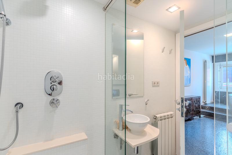 Foto b2fe63d1-adf9-4f7c-bee0-329fba202816. Etagenwohnung mit heizung parking in Tres Torres Barcelona