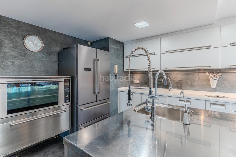 Foto bc40504d-d968-4d08-bfe5-87bc759d2c29. Etagenwohnung mit heizung parking in Tres Torres Barcelona