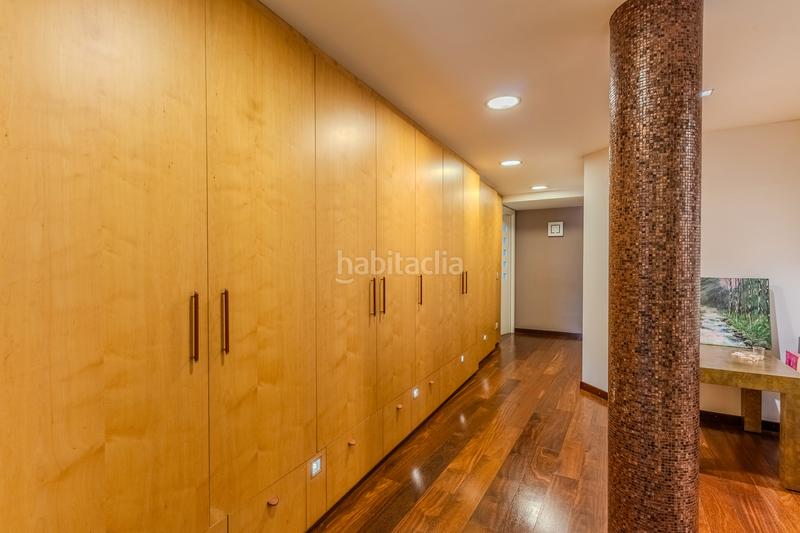 Foto f0025b57-964c-4f80-b73c-36491bb9d26b. Etagenwohnung mit heizung parking in Tres Torres Barcelona