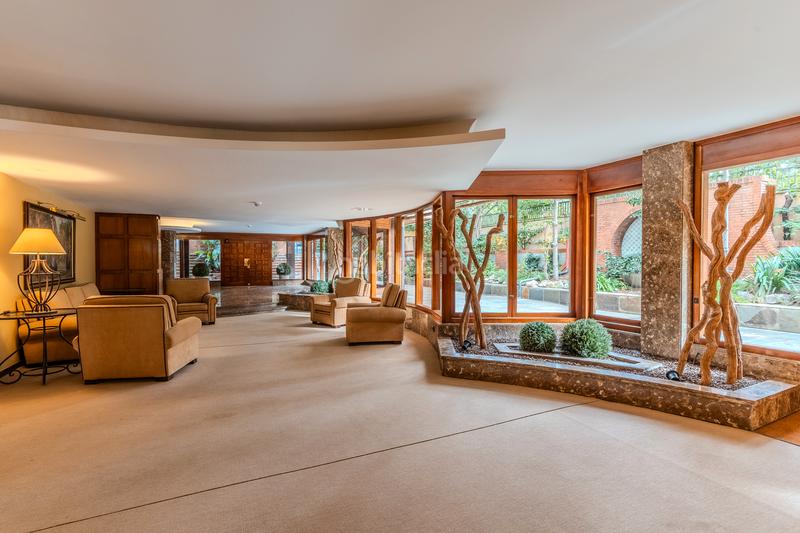 Foto f18c6ce5-7d36-40de-8071-2aa8ee26c764. Etagenwohnung mit heizung parking in Tres Torres Barcelona