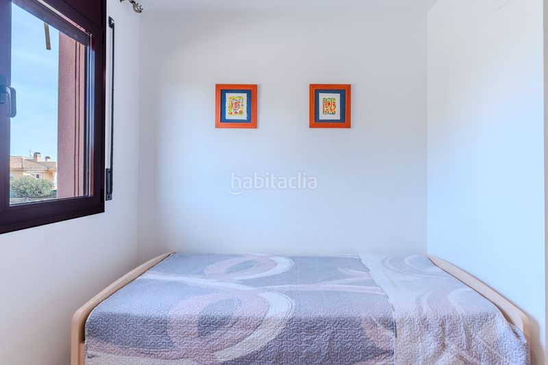 Foto 01682df8-e196-4cce-9163-5a92e83b5c54. Xalet amb calefacció aparcament piscina a Deltebre
