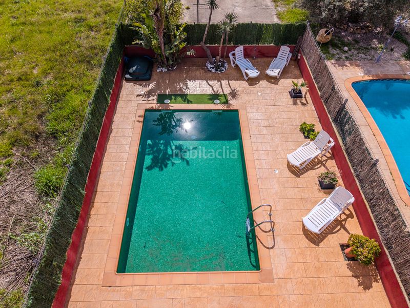 Foto 1b774356-e1d8-41bc-b67d-ff4b9071de77. Xalet amb calefacció aparcament piscina a Deltebre