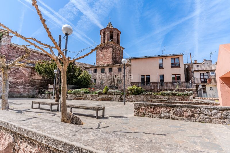 Foto ea17bfa4-8a51-40ae-889c-5c8f1c712224. Xalet amb xemeneia calefacció aparcament a Prades