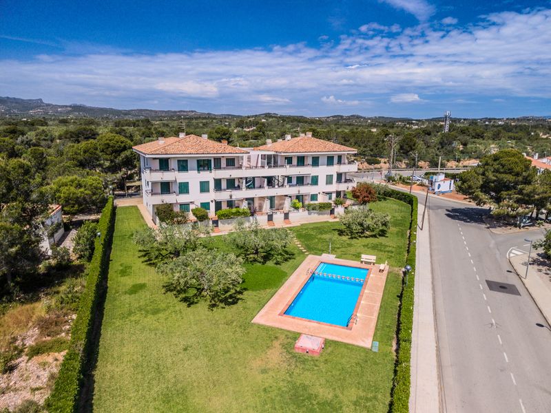 Foto c3709228-1d27-43ce-992c-0992b36eeb8a. Duplex con riscaldamento parcheggio piscina in Ampolla (L´)