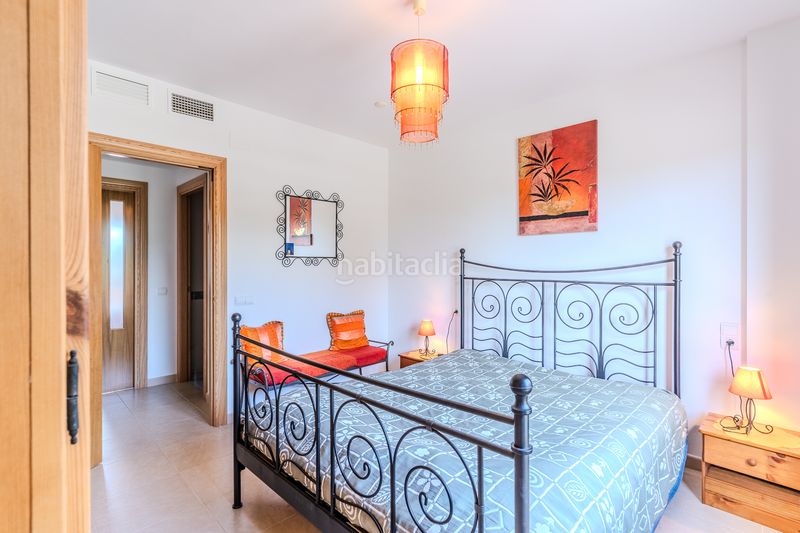 Foto ef1f4ae2-5206-4e6b-b757-1c8df2a2db4b. Duplex con riscaldamento parcheggio piscina in Ampolla (L´)