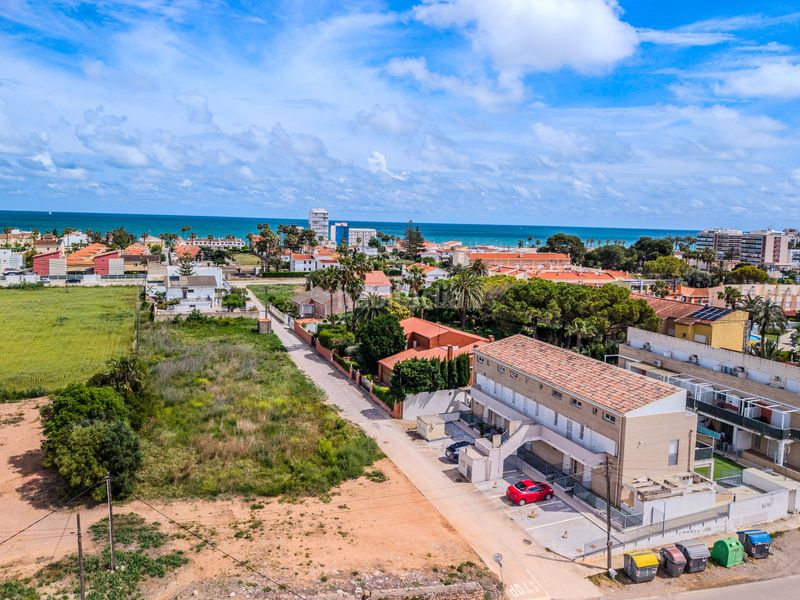 Foto a22acbb9-c7c4-45a2-8665-90956e3006ac. Dúplex amb aparcament piscina a Papa Luna - Platja del Gurugú Benicarló
