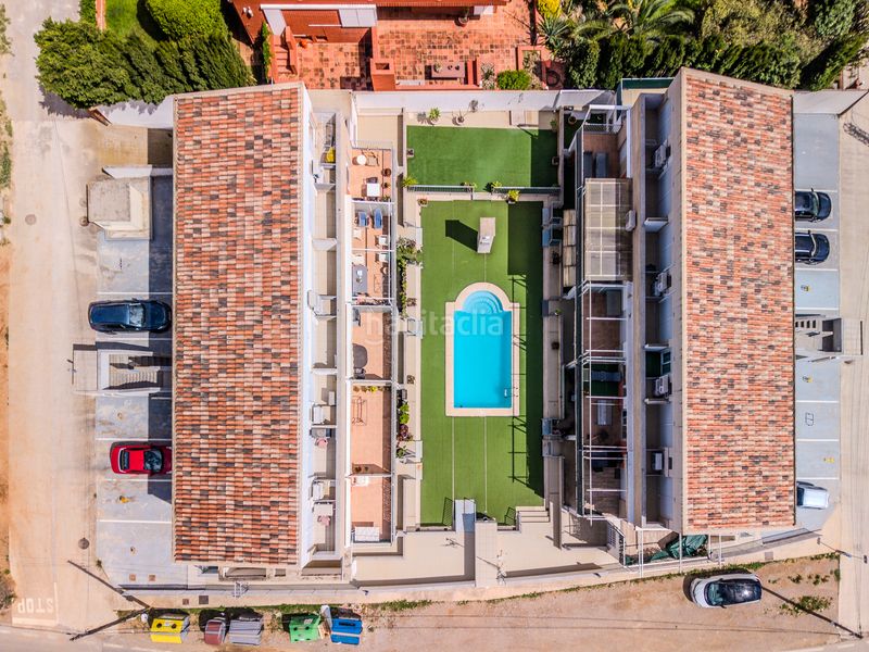 Foto e05b3223-32b2-4a2e-96ae-9a0f54bfb086. Dúplex amb aparcament piscina a Papa Luna - Platja del Gurugú Benicarló