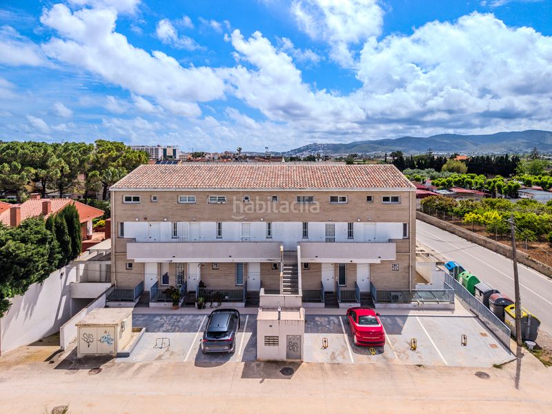 Foto eafb108a-bfd5-4568-be29-273717f8f8a0. Dúplex amb aparcament piscina a Papa Luna - Platja del Gurugú Benicarló