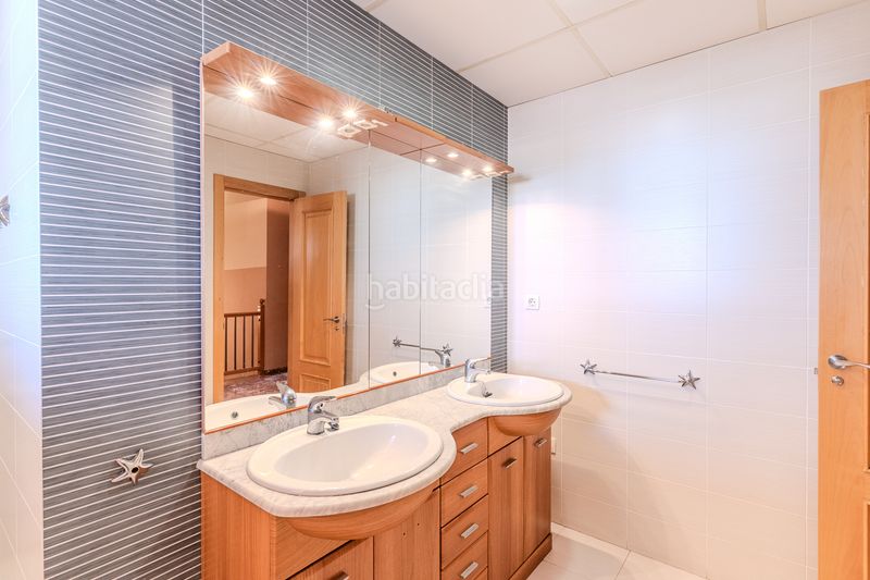 Foto ce83e05c-25ed-4d5f-8050-866e8c2f79f7. Dúplex amb calefacció aparcament a Cariñena - Carinyena Villarreal / Vila - real