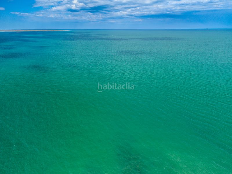 Foto a363044e-7bdb-43ae-b1c5-b35407978068. Pis amb calefacció aparcament piscina a Alcanar