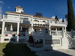 Chalet en Valdeolletas 0