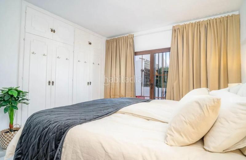 Foto 02438dd4-f010-413f-823c-5ba8c9735f4a. Apartamento atractivo apartamento en planta baja con dos amplias terrazas en aldea blanca en Marbella